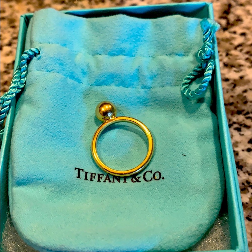 Tiffany & Co. 18k Ball Ring size 7
